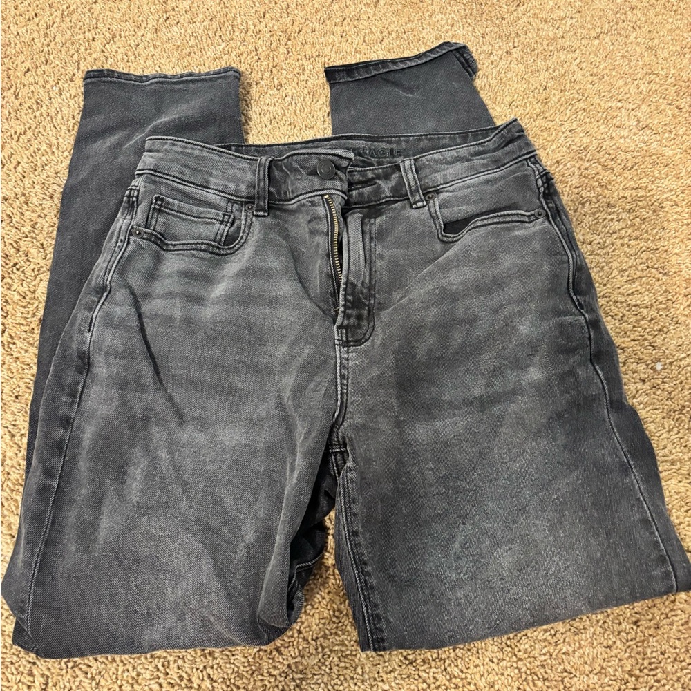 American Eagle Mom Jeans